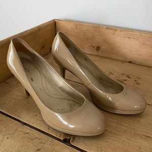 Like New Nude Pumps